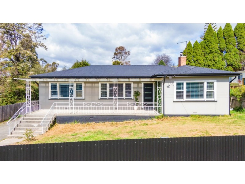 39 Crowther St, Beaconsfield TAS 7270