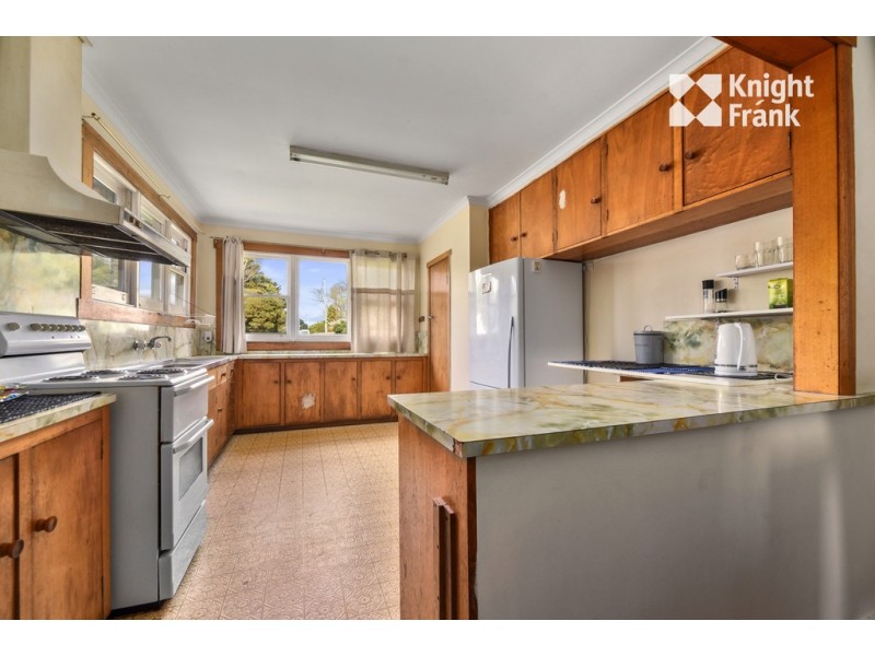 39 Crowther St, Beaconsfield TAS 7270