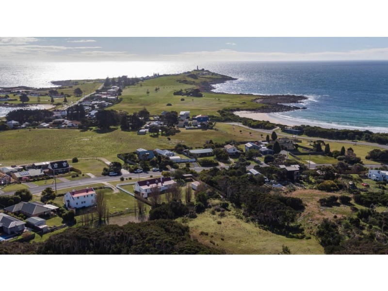 26-28 Gunn Parade, Low Head TAS 7253