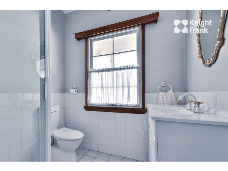 10 Downing Street, Riverside TAS 7250