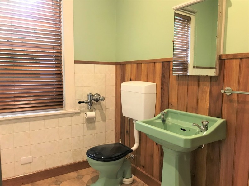 64 Forest Road, Trevallyn TAS 7250