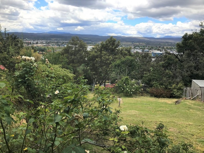 64 Forest Road, Trevallyn TAS 7250