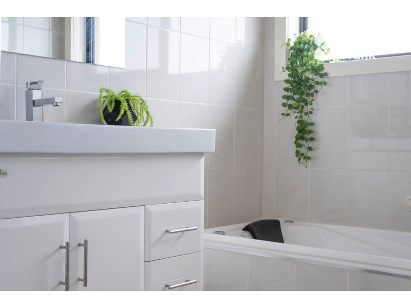 6 Caprice Court, Newnham TAS 7248