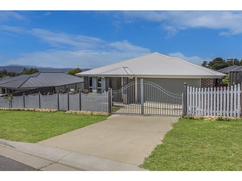 5 Sunrise Drive, Legana TAS 7277