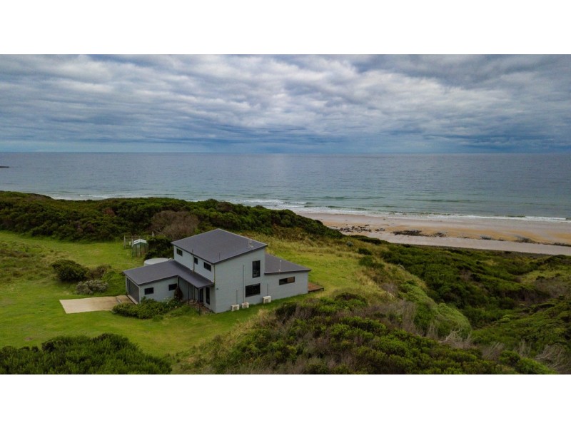 551 Old Aerodrome Road, Low Head TAS 7253