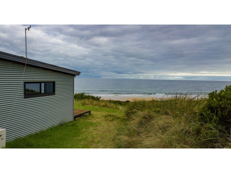 551 Old Aerodrome Road, Low Head TAS 7253