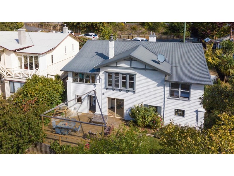 5 Churchill Crescent, Newstead TAS 7250