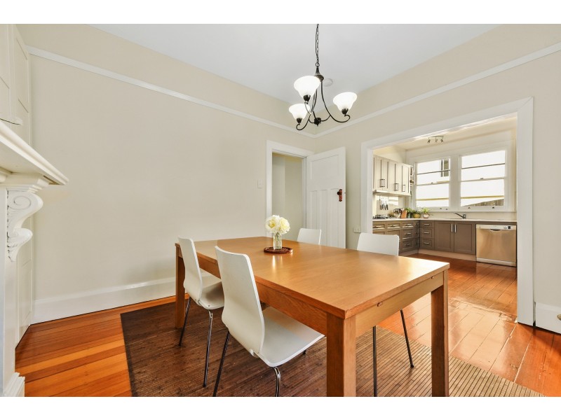 5 Churchill Crescent, Newstead TAS 7250