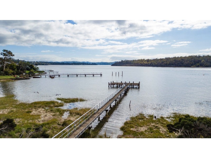 104 Rosevears Drive, Lanena TAS 7275