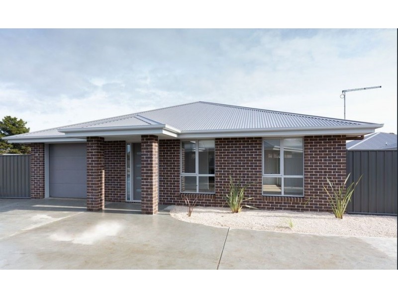 4/172 Wellington St, Longford TAS 7301