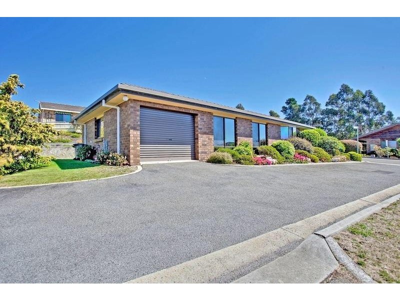 1 Emily Close, Riverside TAS 7250