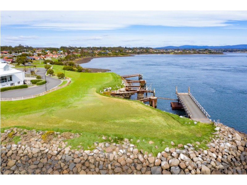 1 Ferry Boulevard, George Town TAS 7253