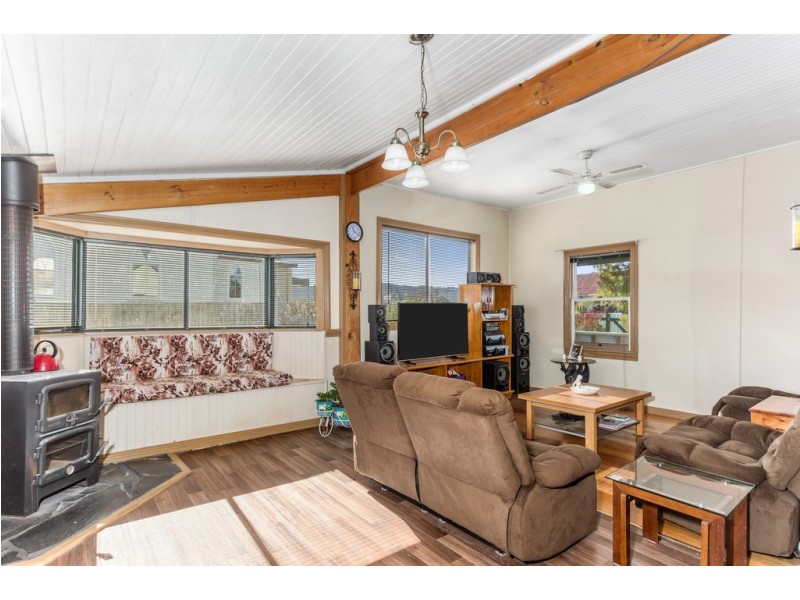 8 Charles Street, Ringarooma TAS 7263