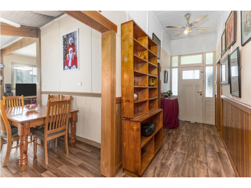 8 Charles Street, Ringarooma TAS 7263