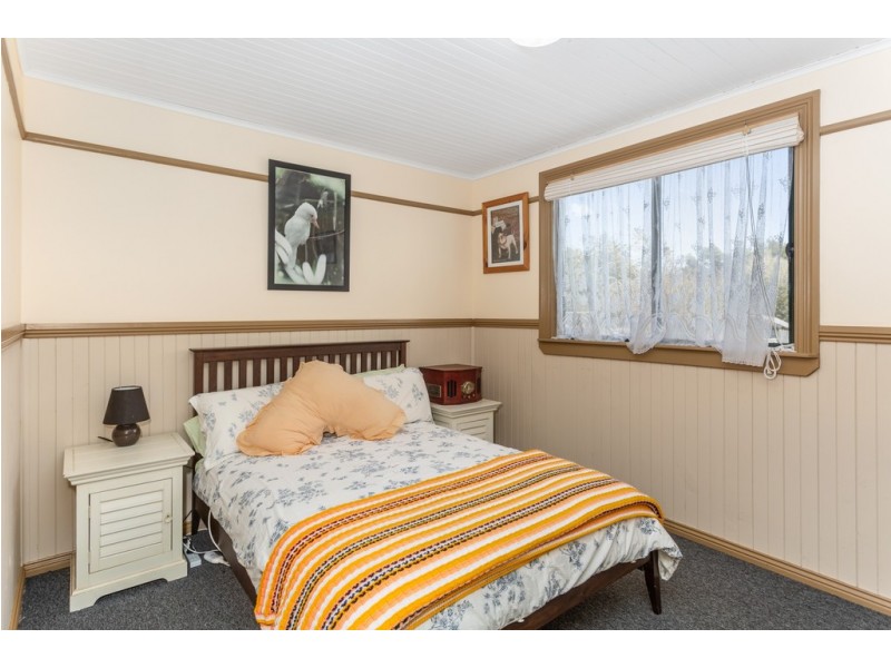 8 Charles Street, Ringarooma TAS 7263