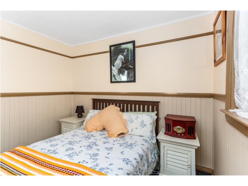 8 Charles Street, Ringarooma TAS 7263