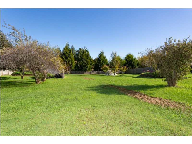 8 Charles Street, Ringarooma TAS 7263