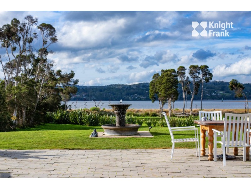 210 Paper Beach Road, Swan Point TAS 7275