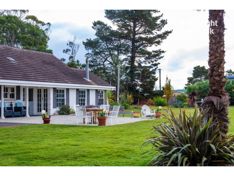 210 Paper Beach Road, Swan Point TAS 7275