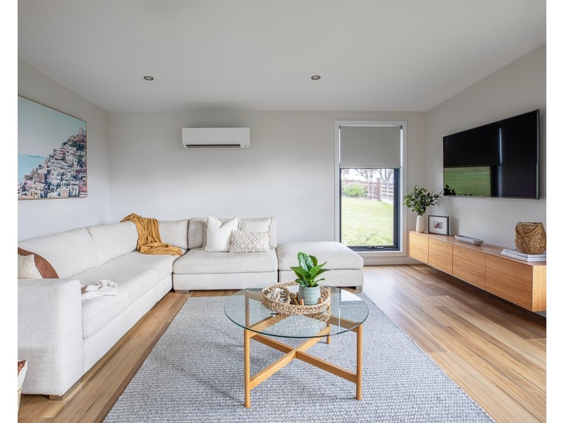 1135 Windermere Road, Swan Bay TAS 7252