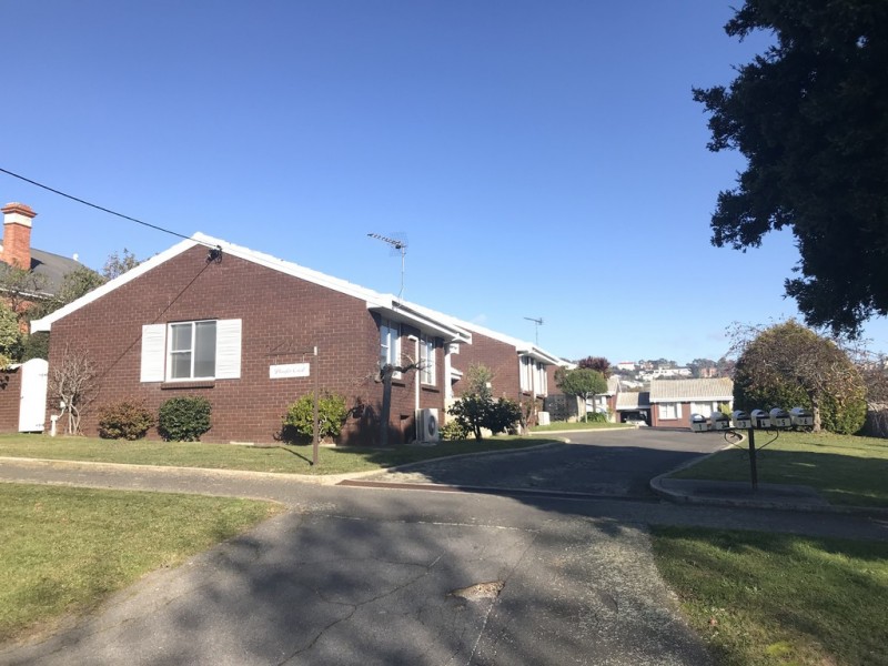 2/34 Douglas Street, Newstead TAS 7250