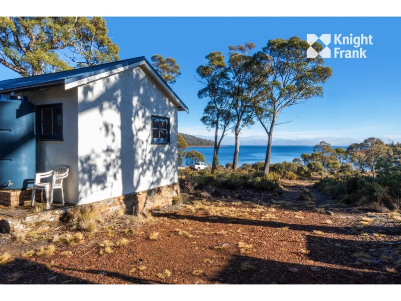 23 Esplanade, Cramps Bay TAS 7030