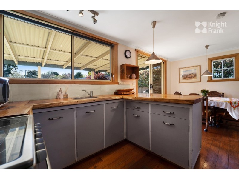 14 Charles Street, Scottsdale TAS 7260