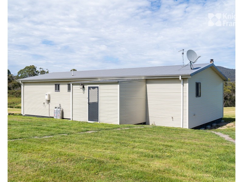 3 Campbell Street, Gladstone TAS 7264