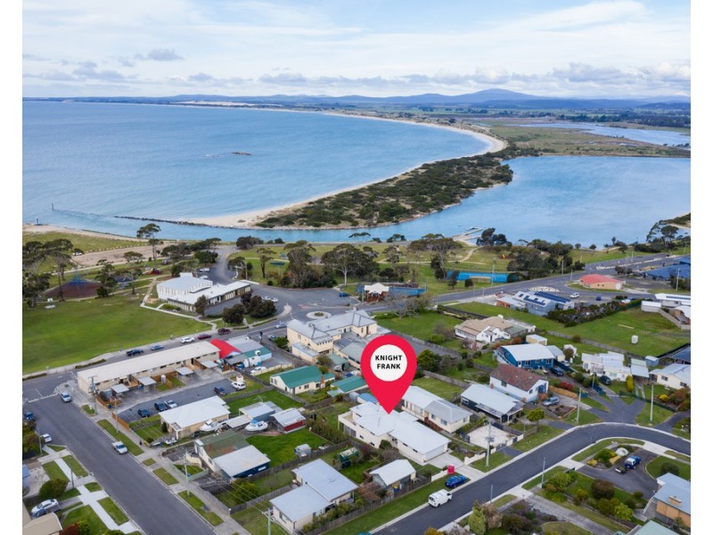 1 Barnett Crescent, Bridport TAS 7262