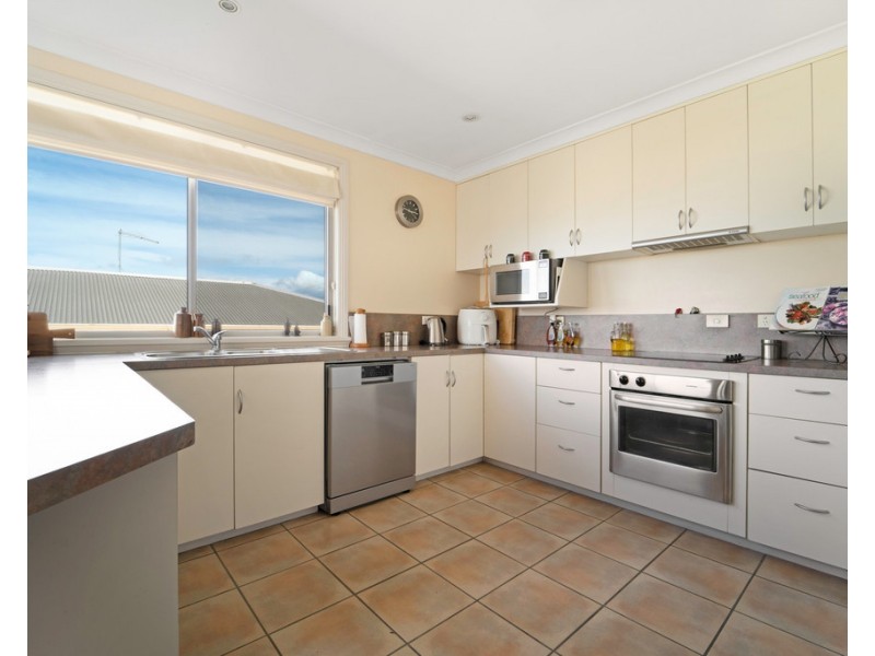 1 Barnett Crescent, Bridport TAS 7262