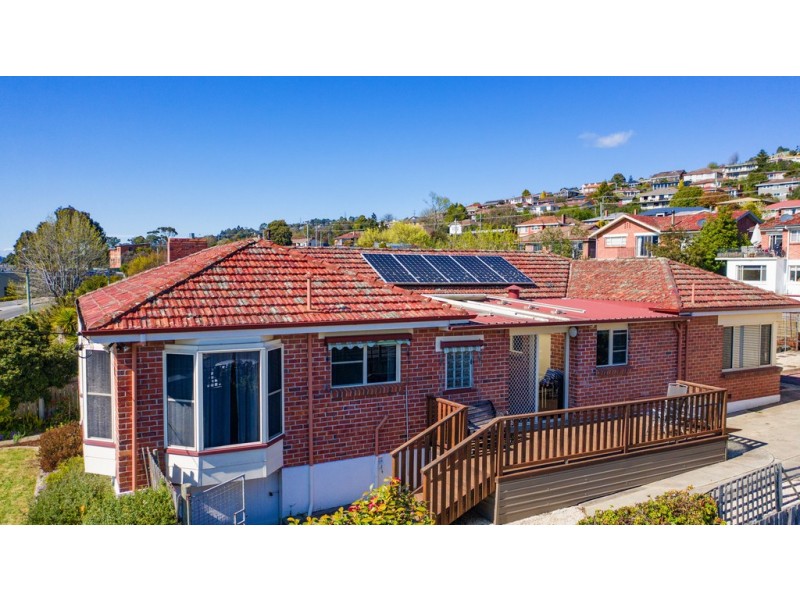 9 Eden Street, Riverside TAS 7250