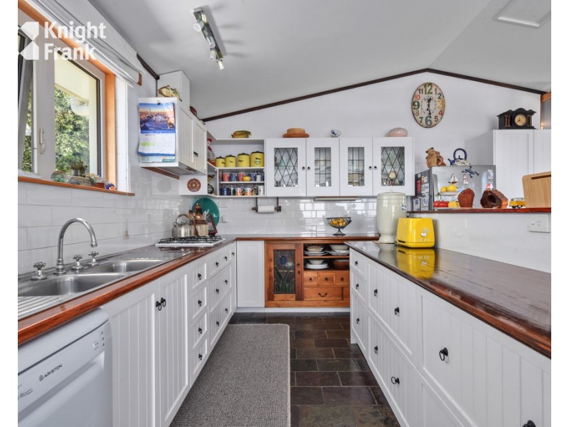 108 Bellbuoy Beach Road, Low Head TAS 7253