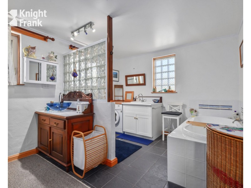 108 Bellbuoy Beach Road, Low Head TAS 7253