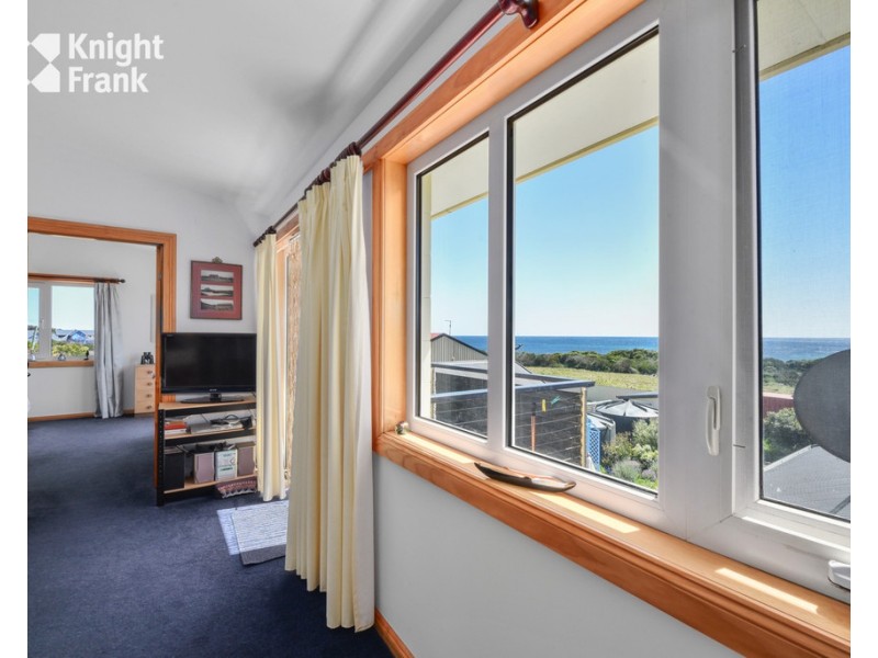 108 Bellbuoy Beach Road, Low Head TAS 7253