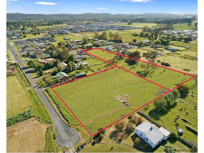 Part 229 Percival Street, Latrobe TAS 7307