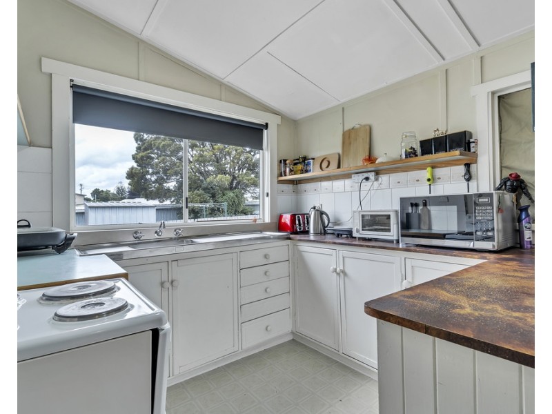 2/5 Coplestone Street, Scottsdale TAS 7260