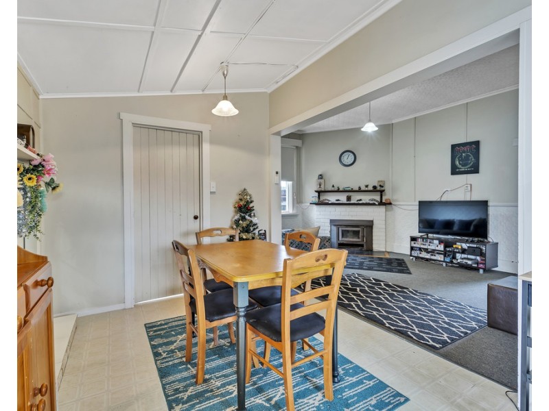 2/5 Coplestone Street, Scottsdale TAS 7260