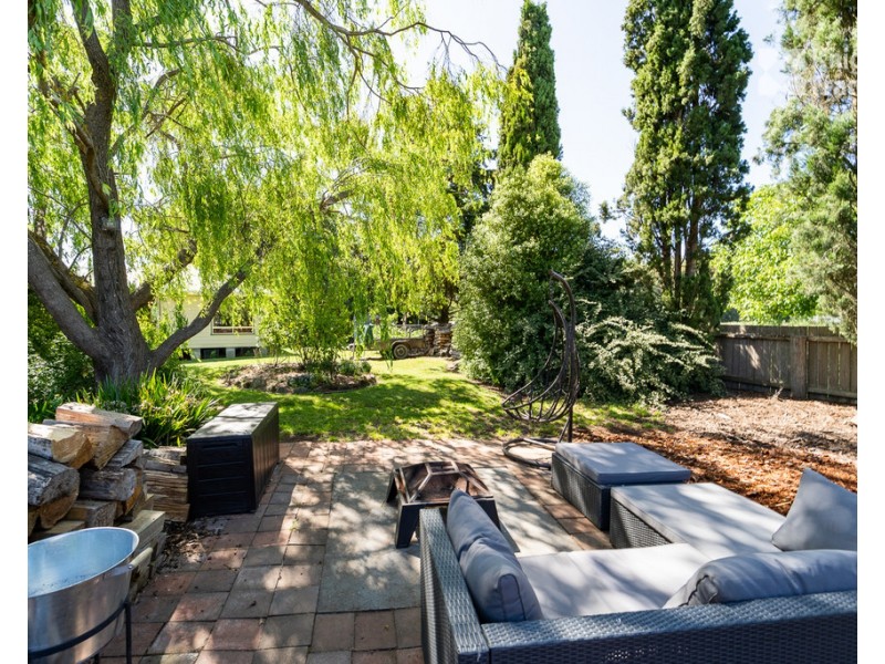 8 Edwards Place, Branxholm TAS 7261