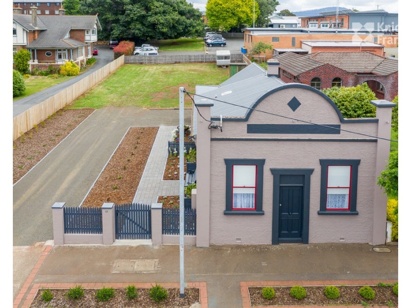 17 George Street, Scottsdale TAS 7260