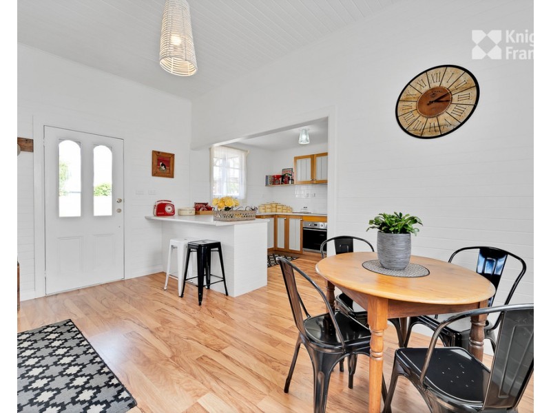 17 George Street, Scottsdale TAS 7260