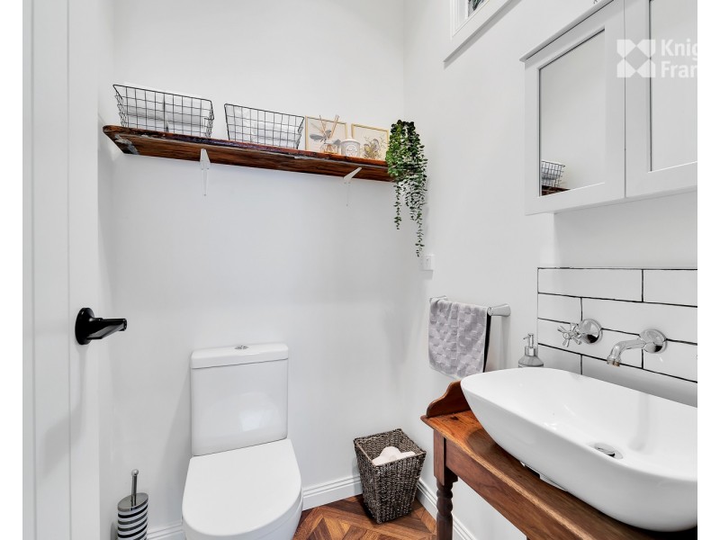 17 George Street, Scottsdale TAS 7260