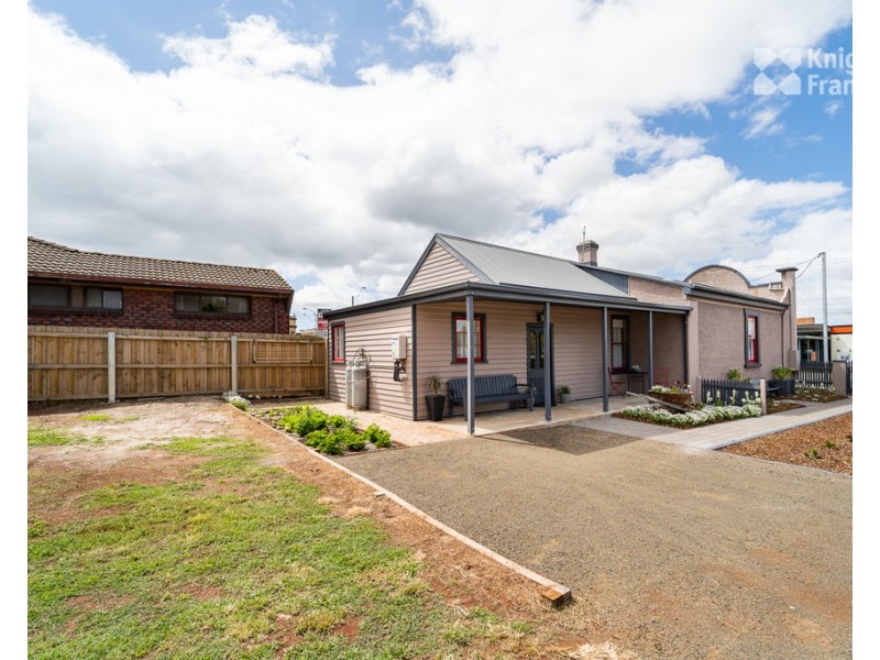 17 George Street, Scottsdale TAS 7260