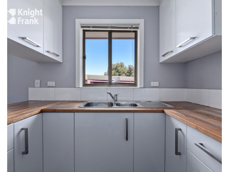 10/4 Alanvale Rd, Newnham TAS 7248