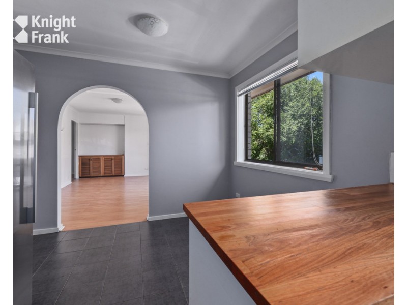 10/4 Alanvale Rd, Newnham TAS 7248