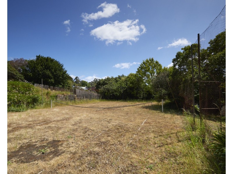 9 Aileen Crescent, Burnie TAS 7320