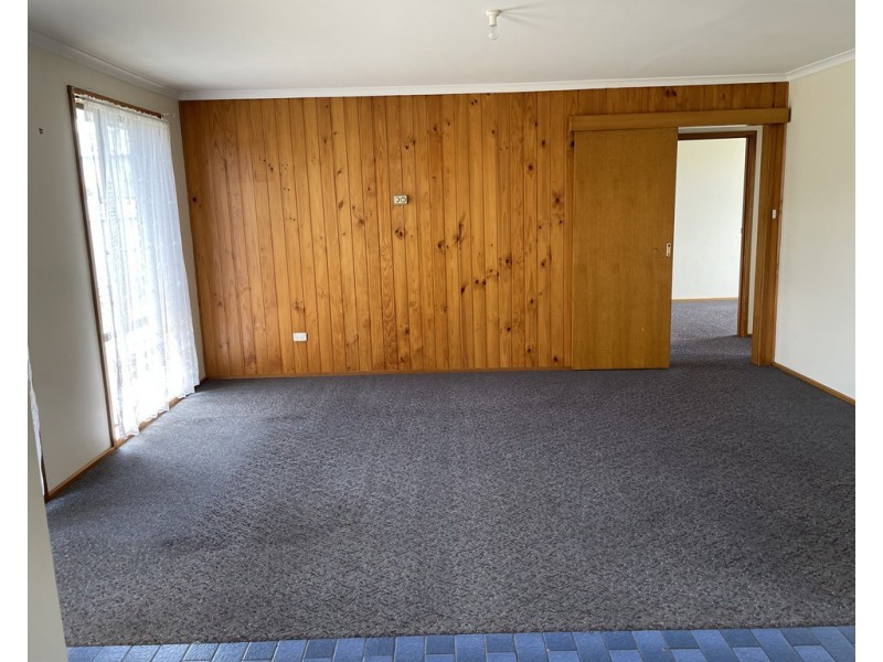 2/138 Georgetown Road, Newnham TAS 7248