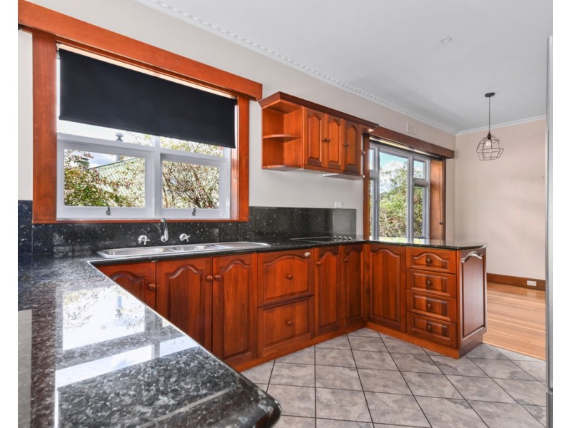 28 Bowen Ave, Trevallyn TAS 7250