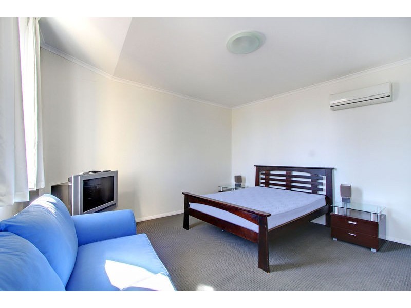 6 Yorktown Square, Launceston TAS 7250