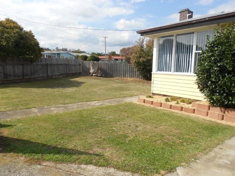 16 Binney Street, Ravenswood TAS 7250