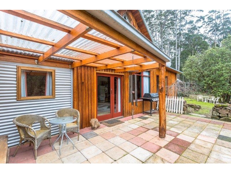 65 Cherry Farm Rd, Underwood TAS 7268